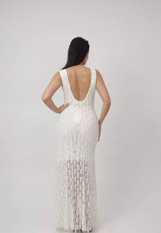 Elara Abendkleid in Beige