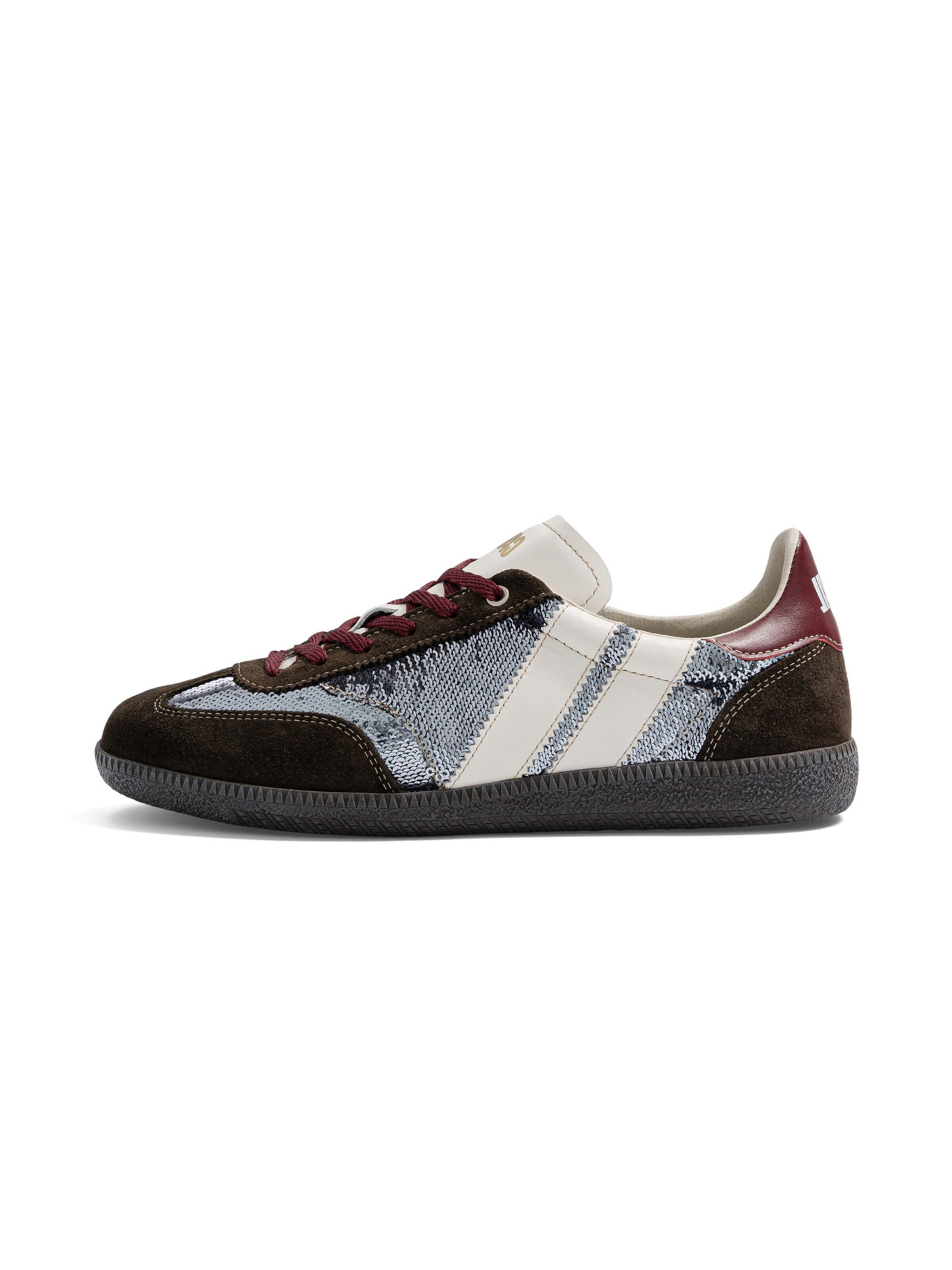 Caval Platform trainers 'Pulse' in Brown