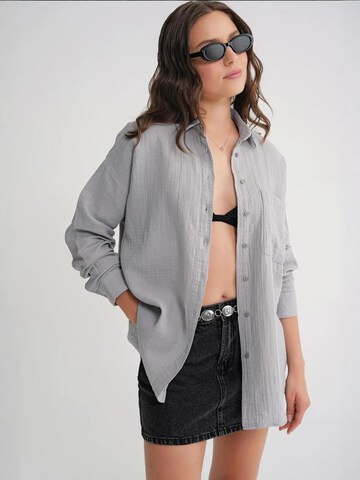 Camicia da donna di MixRay in grigio