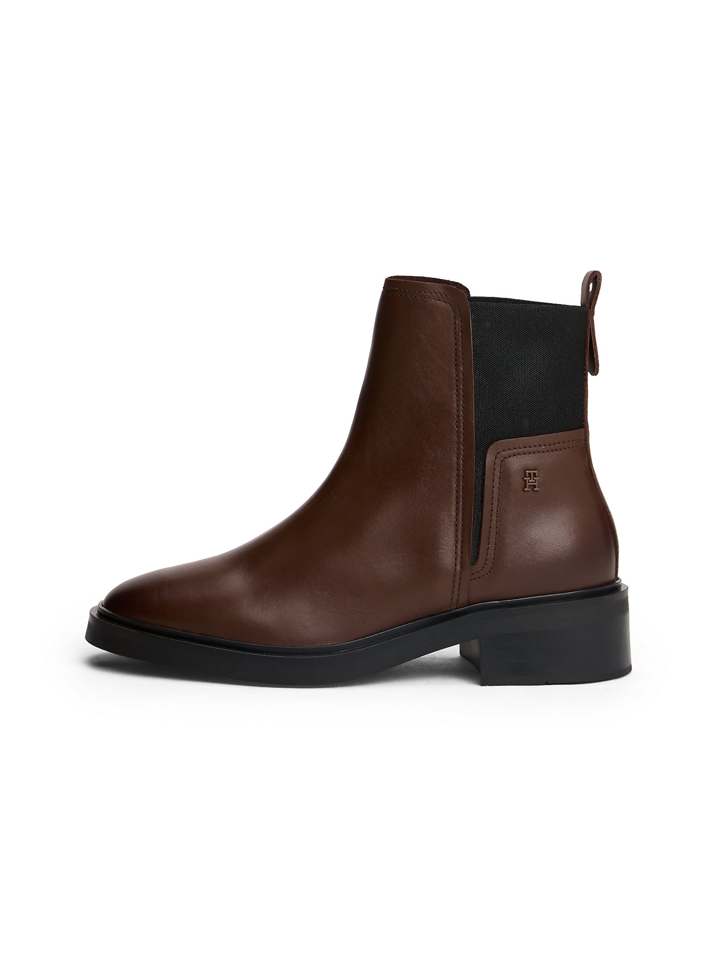 TOMMY HILFIGER Chelsea boots in Brown: front