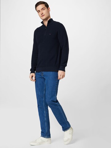 TOMMY HILFIGER Pullover in Blau