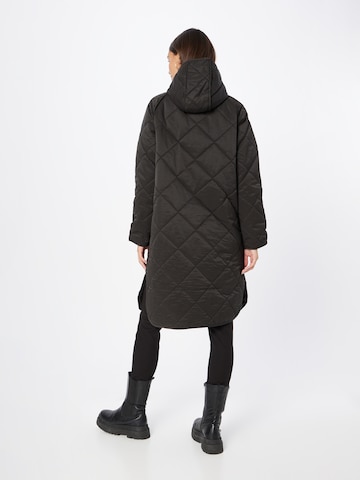 Masai Between-Seasons Coat 'MATinka' in Black