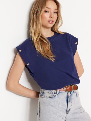 Trendyol T-Shirt in Blau