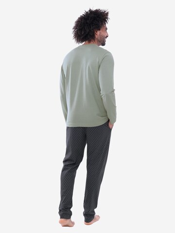 Mey Pyjama lang 'Midnight Classic' in Groen