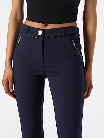 Coupe slim Pantalon 'Ponte' Wallis en bleu