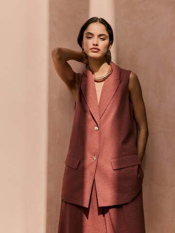 Gilet de costume Friends Like These en rouge