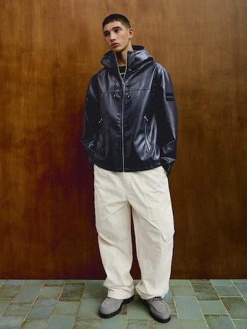 Bershka Tussenjas in Blauw