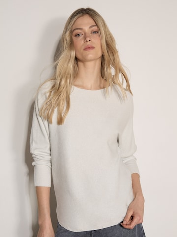 Pull-over ' ' Apricot en blanc : devant