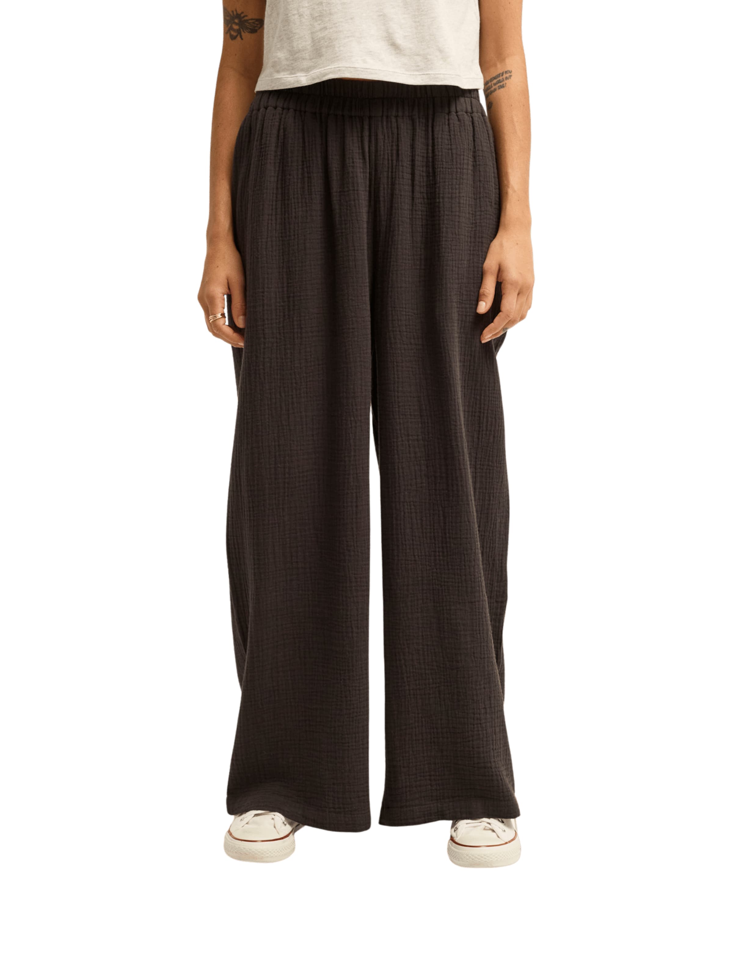 BILLABONG Wide leg Pants in Brown: front