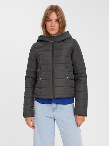 VERO MODA Jacke 'SIMONE' in Grün: predná strana