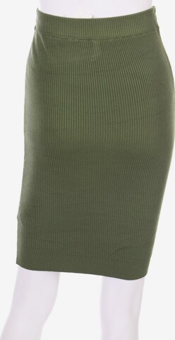 H&M Skirt in XS in Green