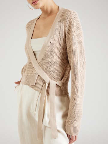 ABOUT YOU Sweater 'Selina' in Beige