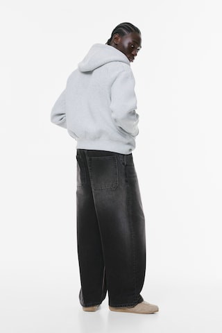 Pull&Bear Baggy Jeans in Grey