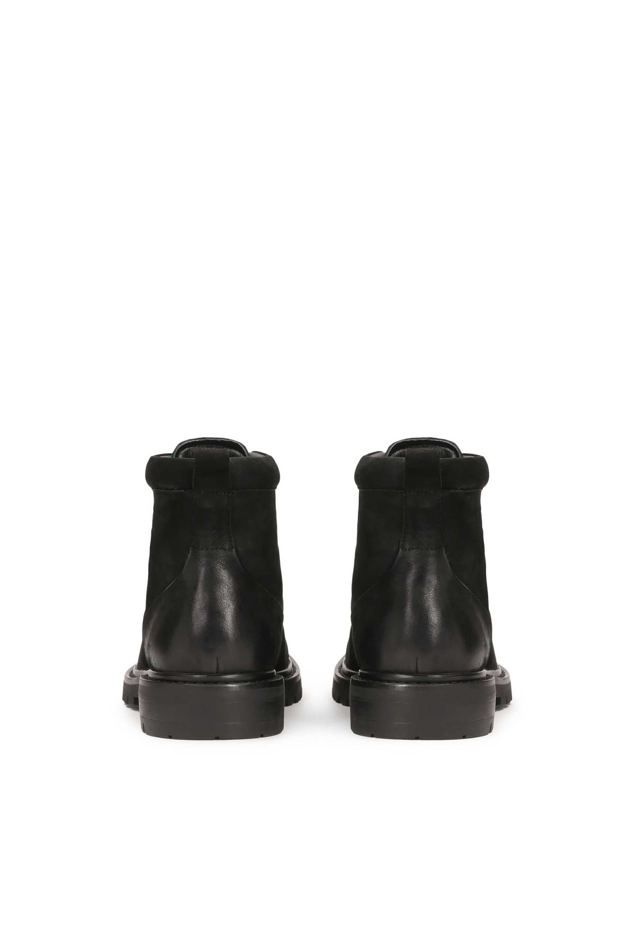 Kazar Боти в черно