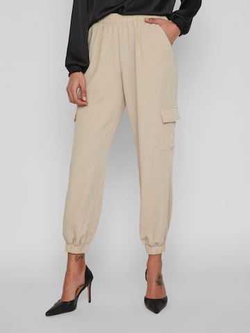 Effilé Pantalon cargo 'PETRA' VILA en beige : devant