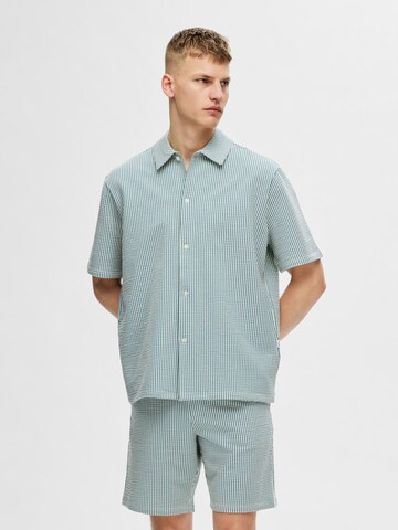 Coupe regular Chemise 'Ben Seersucker' SELECTED HOMME en vert : devant