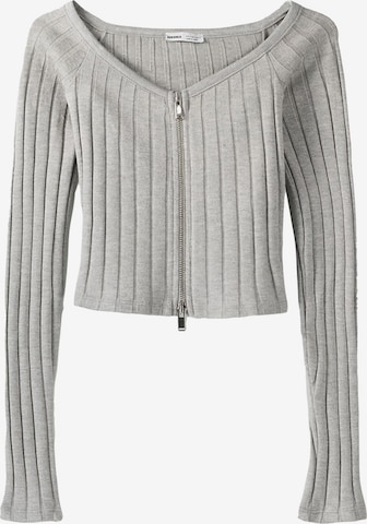 Bershka Knit cardigan in Grey: front