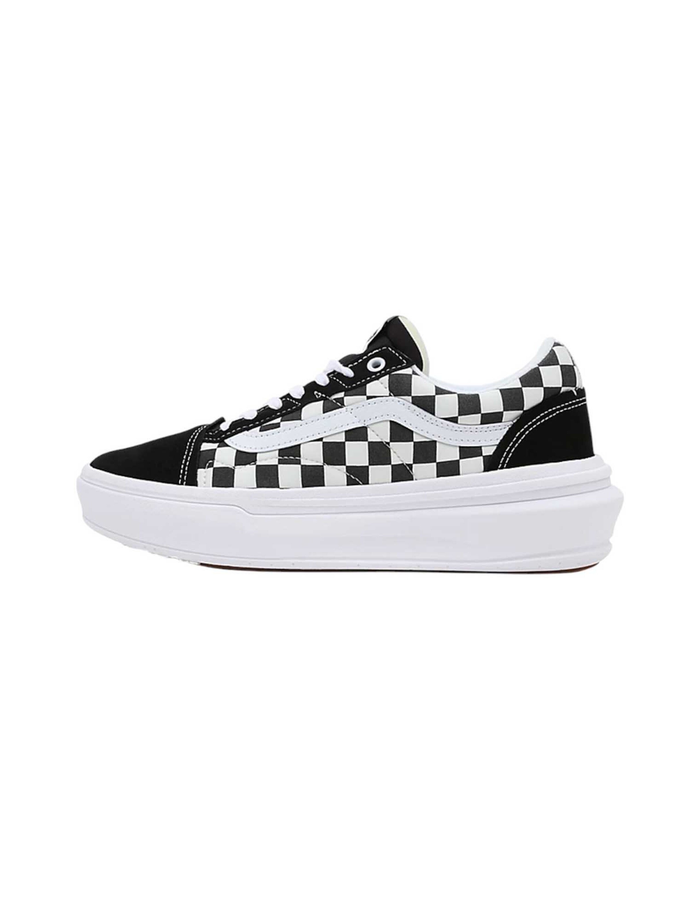 Baskets basses VANS en noir : devant