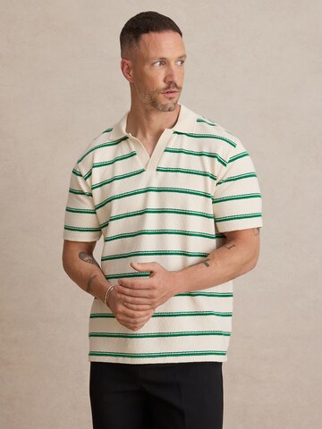 DAN FOX APPAREL Μπλουζάκι 'Kevin' σε πράσινο: μπροστά