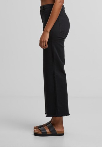 Urban Classics Regular Jeans in Zwart