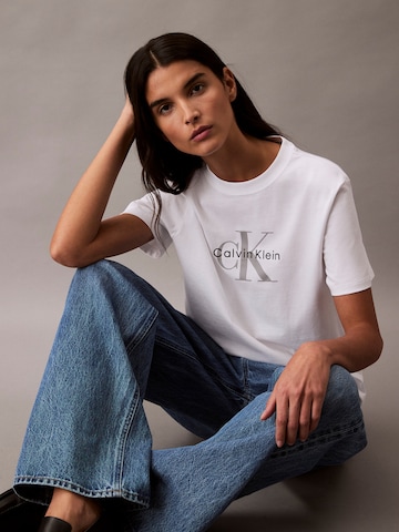 Tricou de la Calvin Klein Jeans pe alb