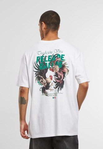 Mister Tee - Camiseta 'Pelea De Gallos' en blanco: frente