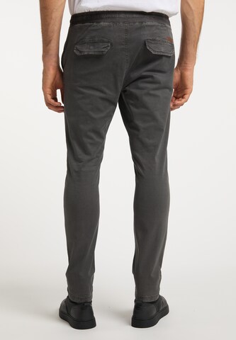 DreiMaster Vintage - Slimfit Pantalón en gris