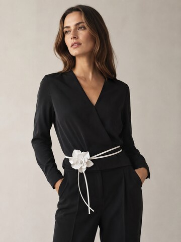 COLLEZIONE ALESSANDRO Belt 'Blüte' in White: front