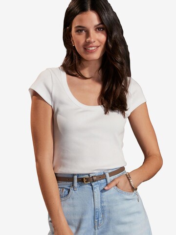 Next Shirt in White: front