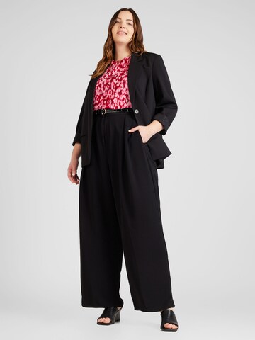 ONLY Carmakoma - Blazer 'Peach' en negro