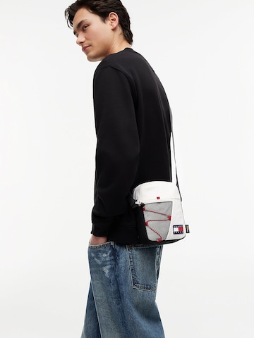 Tommy Jeans Crossbody bag in Beige