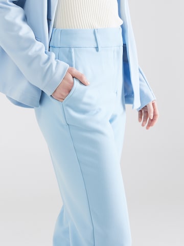 regular Pantaloni con piega frontale 'LIKKA' di Y.A.S in blu