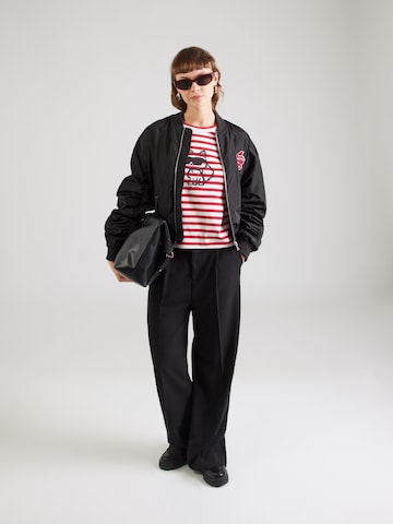 Karl Lagerfeld - Camiseta 'IKON' en rojo
