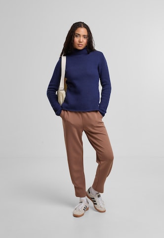 Pull-over FYNCH-HATTON en bleu