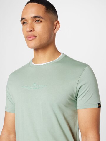 ALPHA INDUSTRIES T-Shirt in Grün
