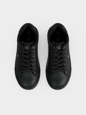 TOMMY HILFIGER Сникърси 'COOPER' в черно
