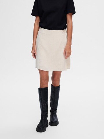 Jupe SELECTED en beige : devant