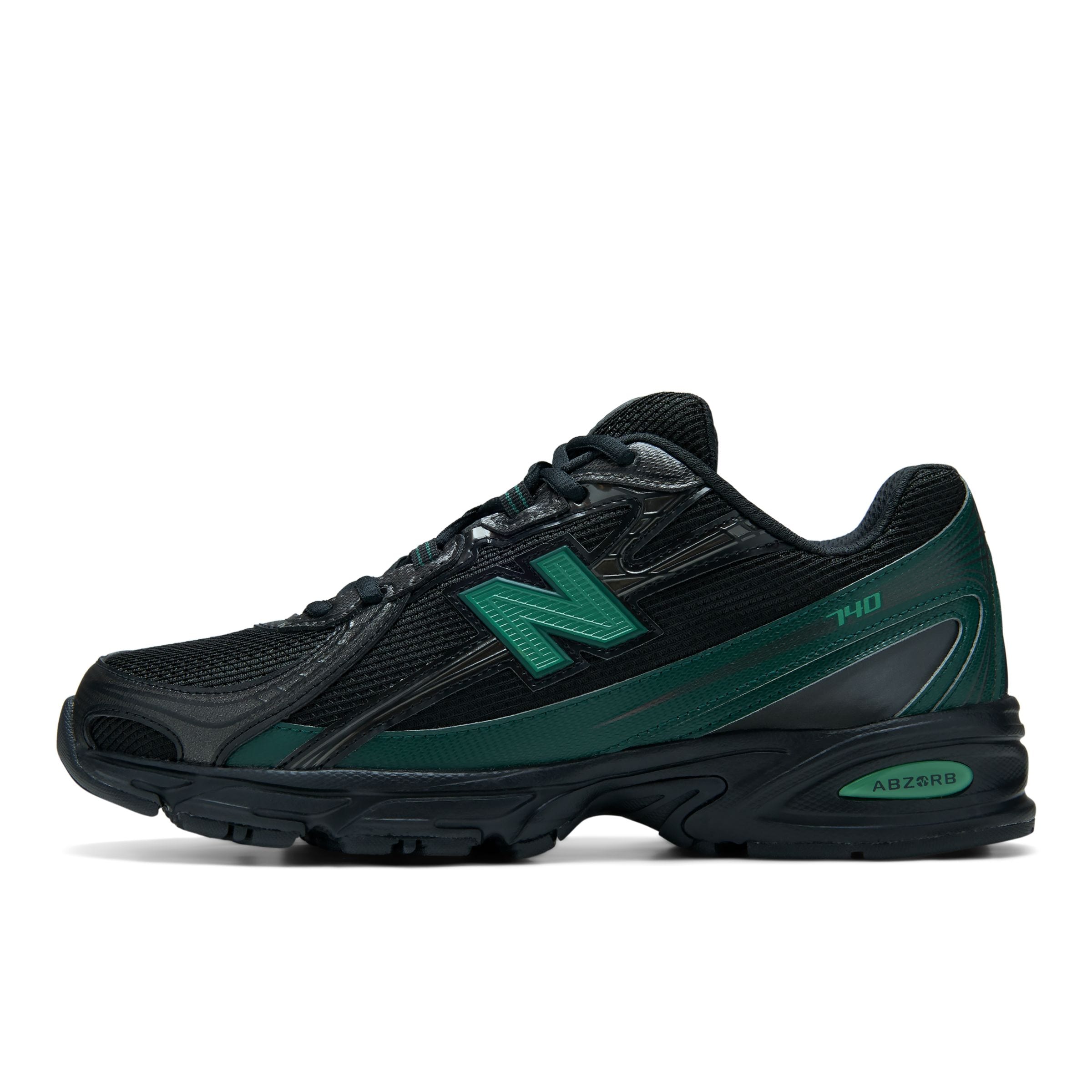 Baskets basses 'Sneaker 740' new balance en noir : devant