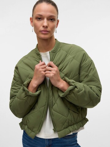 VERO MODA Jacke 'VMYRSA' in Grün: Vorderseite