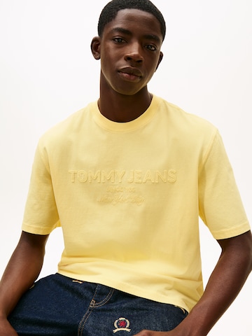 Tommy Jeans Shirt '90S NEW CLASSICS' in Geel
