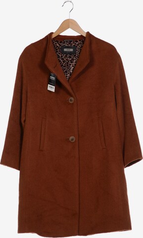 Riani Jacket & Coat in L in Brown: front