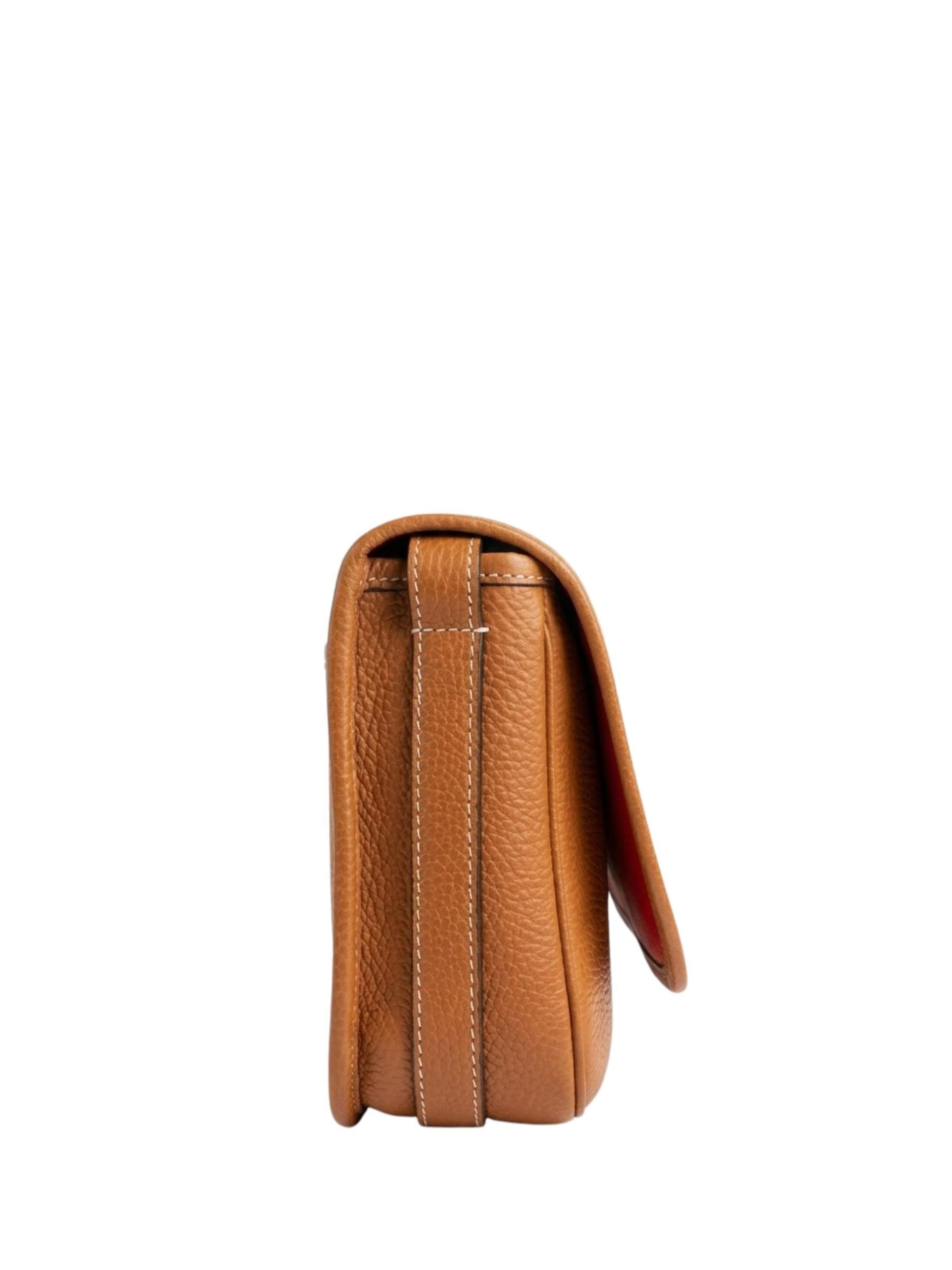 Lancel Schoudertas 'Lancel Sac Rabat M Victoire Camel Femme' in Bruin