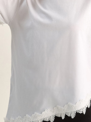 Maglietta di Bianco Lucci in bianco