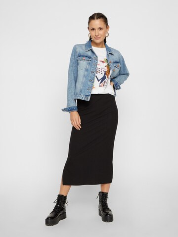 PIECES Skirt 'Kylie' in Black