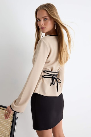 Camicia da donna di Trendyol in grigio