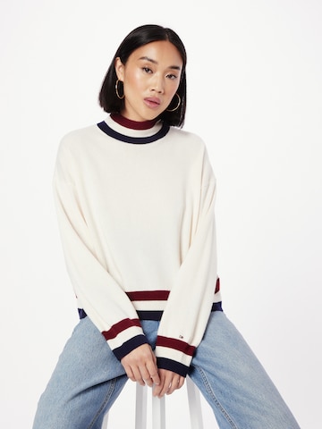 TOMMY HILFIGER Sweater in Beige: front