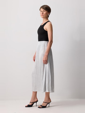 Touche Prive Skirt in Grey