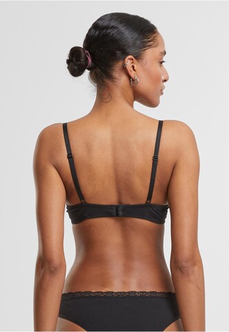 Urban Classics T-shirt Bra in Black