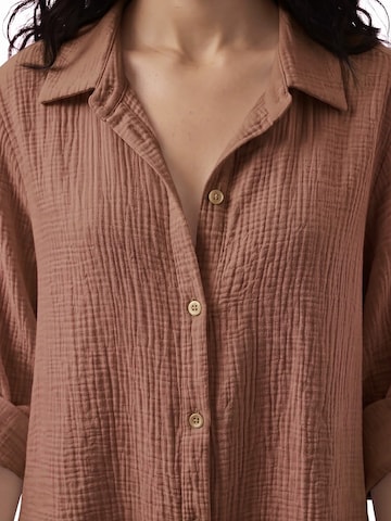 TorWeit Oversizeshirt 'Essential Cotton Shirt'‌‌‌‌ in Braun