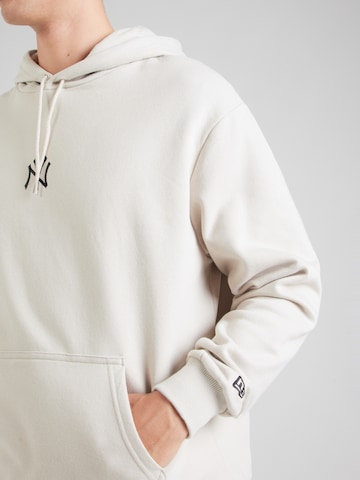 NEW ERA Свитшот 'NEYYAN' в Бежевый